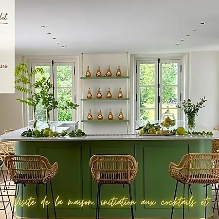 Apartamento Le Coeur D'angouleme, Calme Et Spacieux *